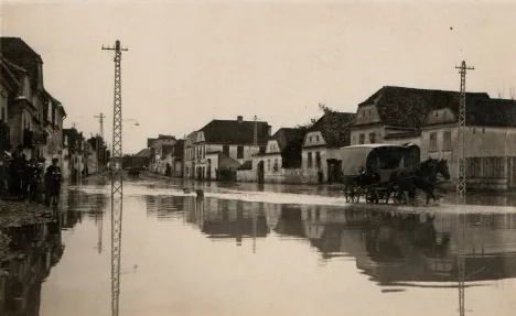 Inundații în Chișineu-Criș, fotografie de arhivă