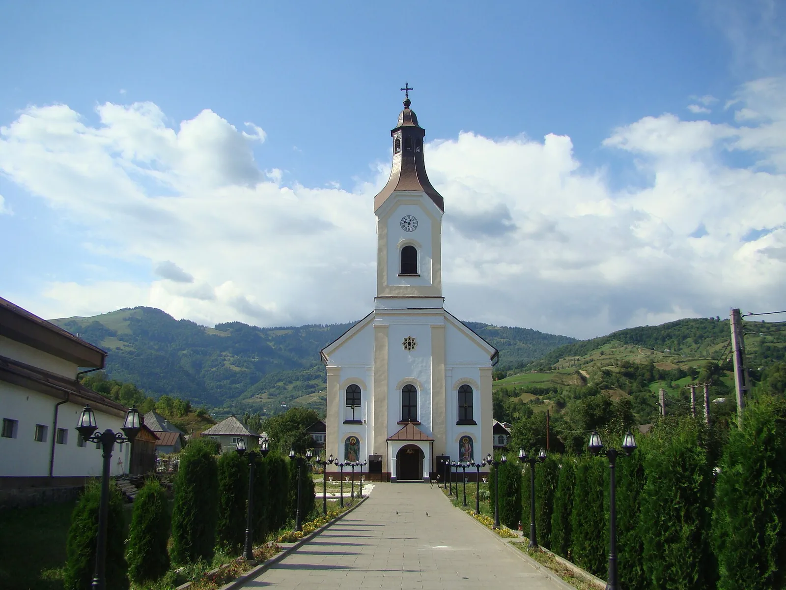 Biserică din zona Maieru, Bistrița-Năsăud