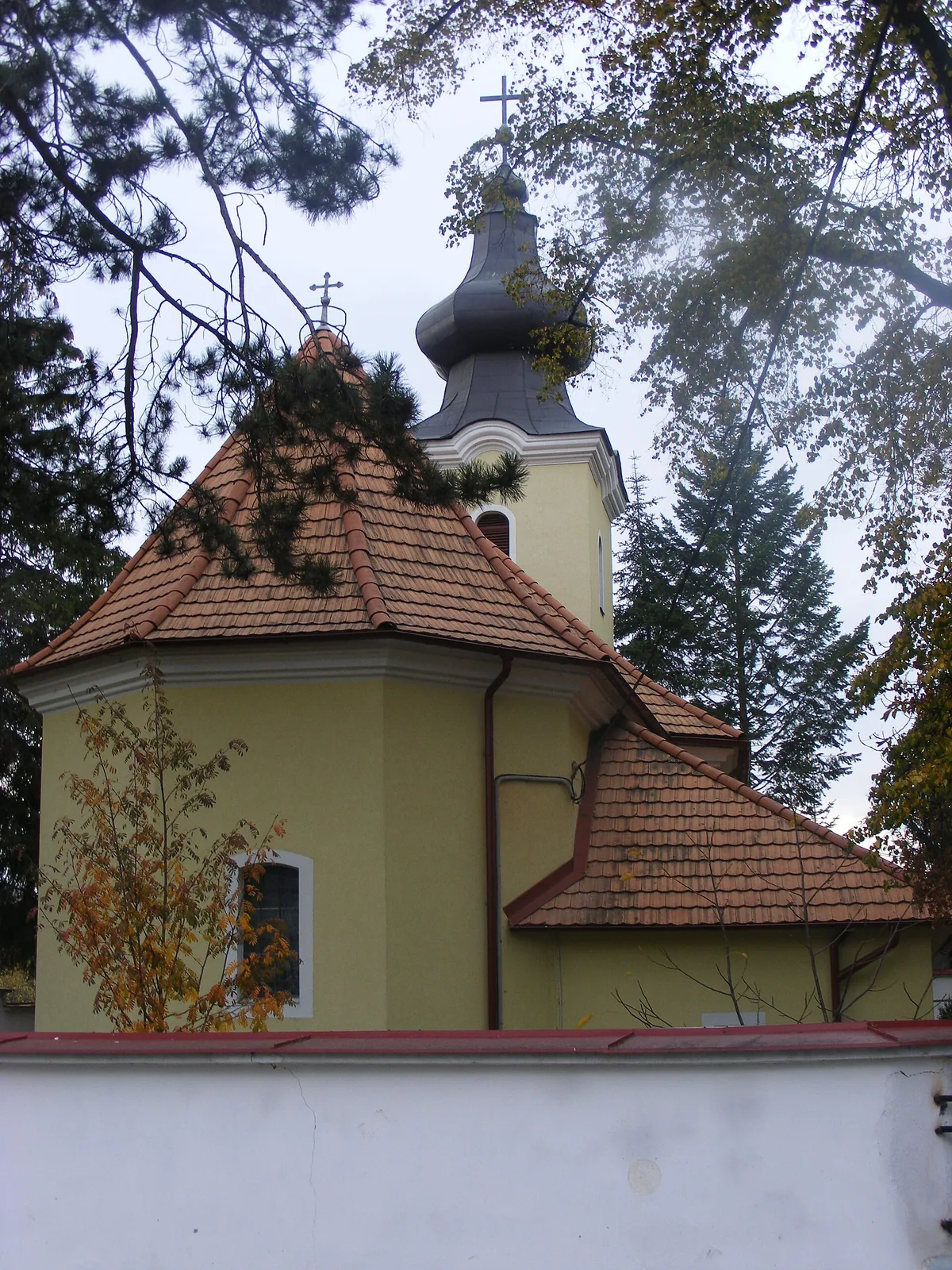 Biserică din zona Baciu, Cluj