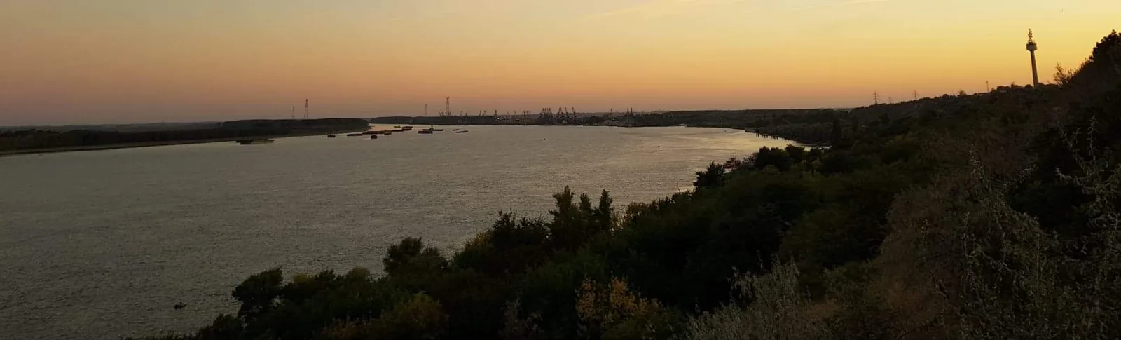 Dunărea în zona orașului Galați